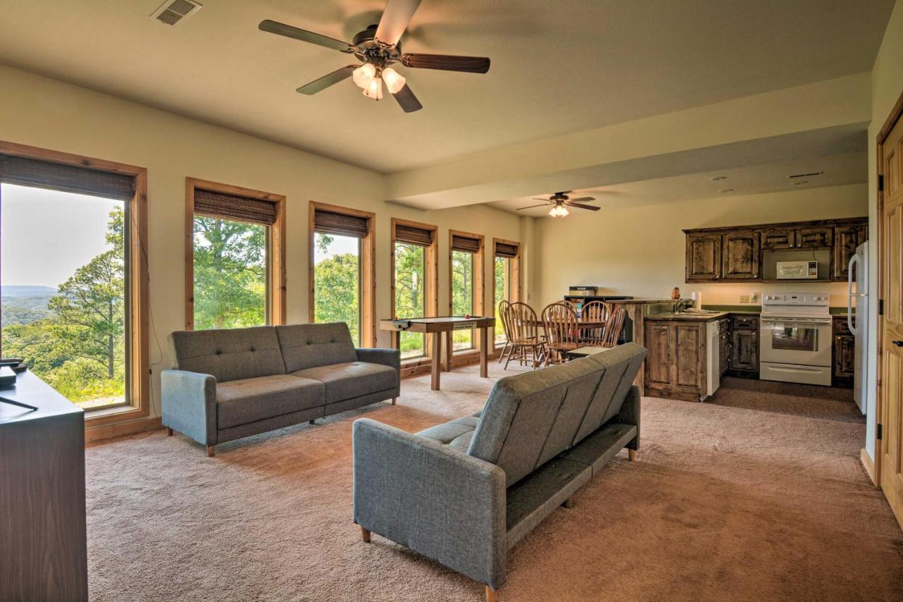 Spacious Log Cabin With Fire Pit And Game Room! Eureka Springs Exterior photo