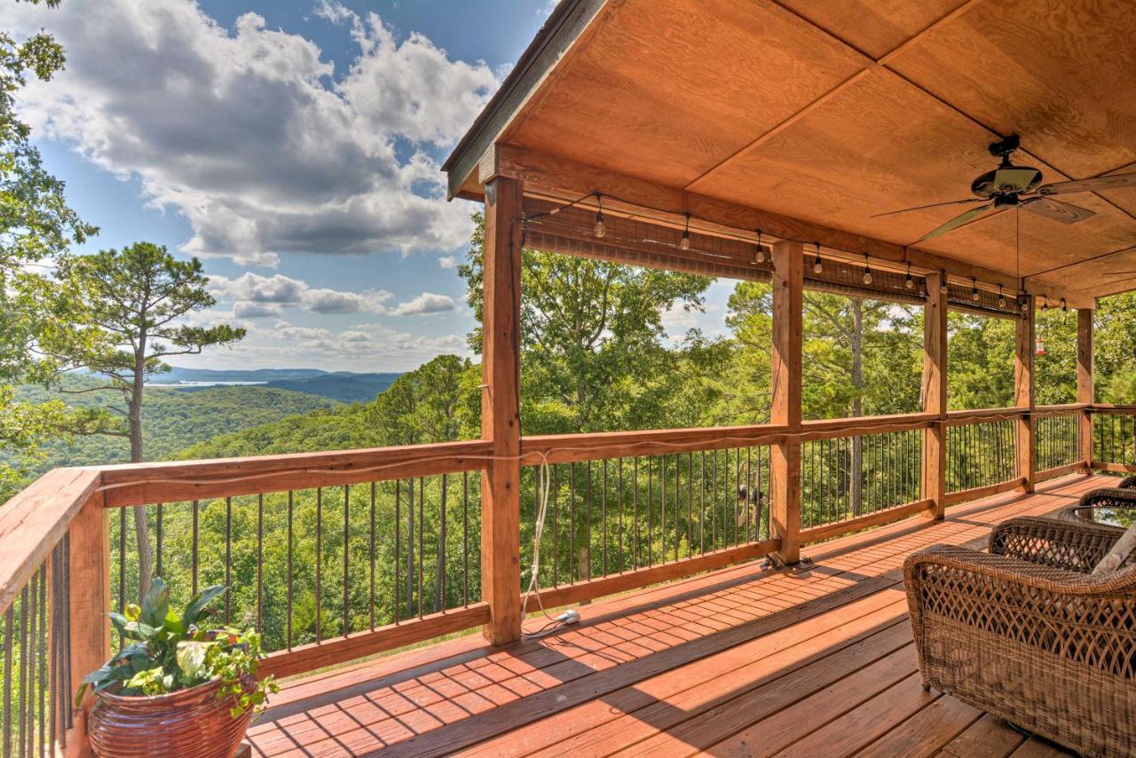 Spacious Log Cabin With Fire Pit And Game Room! Eureka Springs Exterior photo