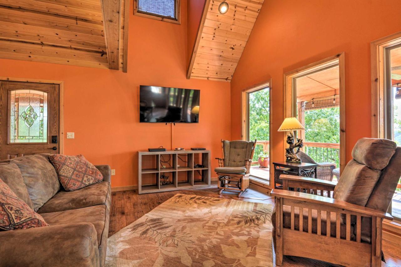 Spacious Log Cabin With Fire Pit And Game Room! Eureka Springs Exterior photo
