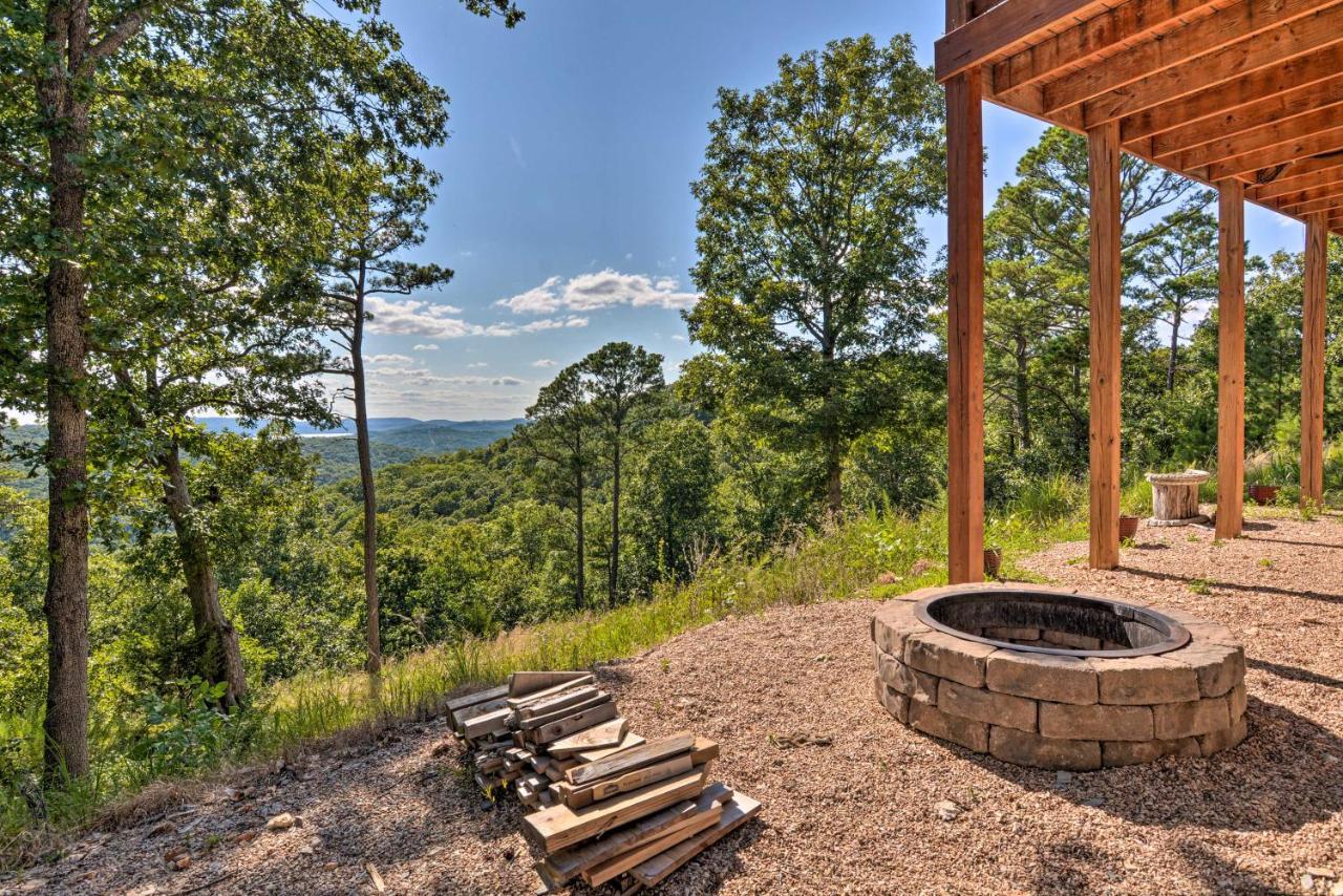 Spacious Log Cabin With Fire Pit And Game Room! Eureka Springs Exterior photo