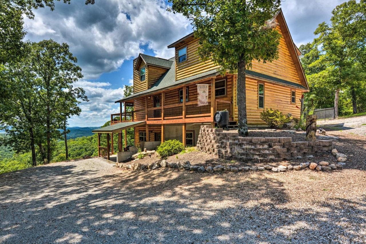 Spacious Log Cabin With Fire Pit And Game Room! Eureka Springs Exterior photo